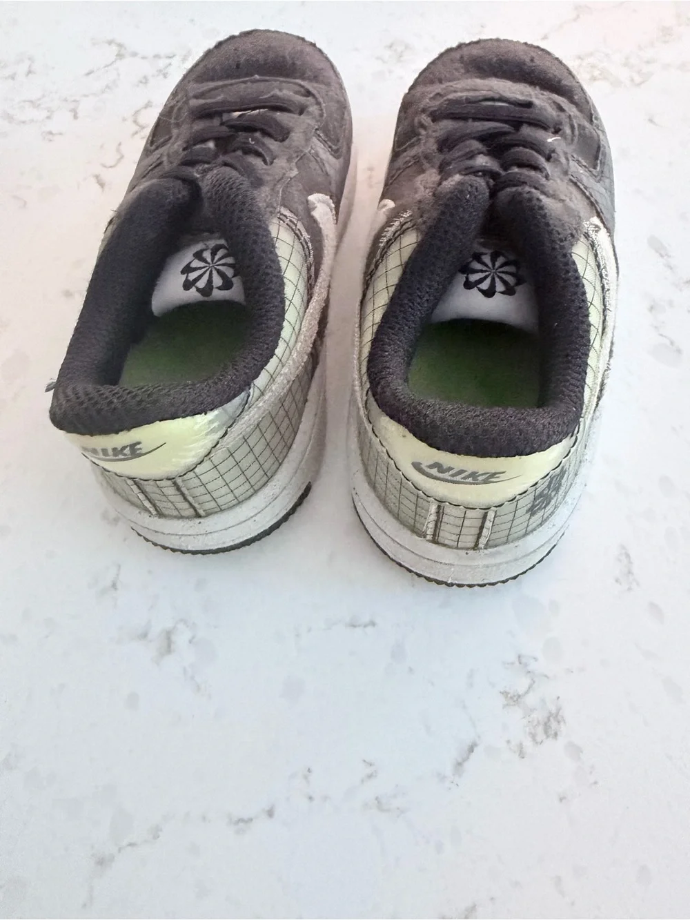 Nike Kids Gray Low-Top Sneakers